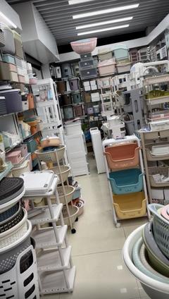 义乌'厂二代'靠1元百货年销4亿元 坚持与智慧的结晶